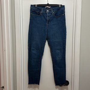 Levi’s skinny jeans
